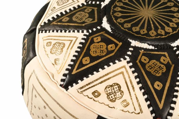 pouf ottoman