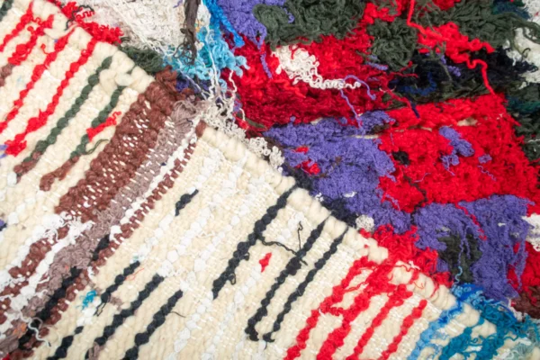 Boucherouite Rug - Radiant Moroccan Handwoven Recycled Fabric Rug (6.4 ft x 3.2 ft) - Imagen 2