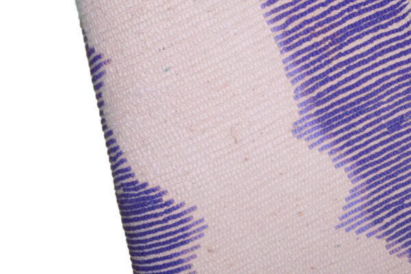 Purple and White Modern Moroccan Rug - Imagen 9