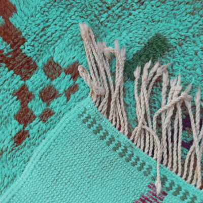 Turquoise Abstract Multicolored Modern Moroccan Boujaad Rug - Imagen 6