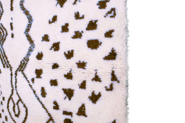 White and Brown Moroccan Rug Scrabbled Rug - Imagen 4