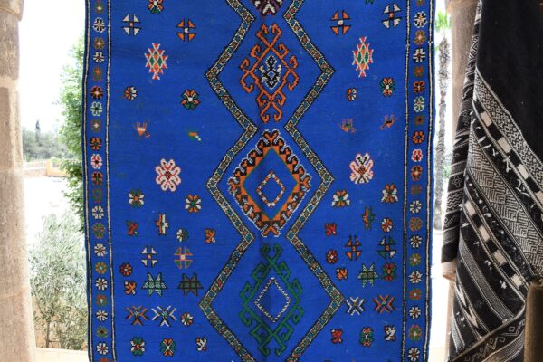 Vintage Rug: Authentic Handcrafted Moroccan Charm 294 cm x 140 cm / 9.408ft x 4.48 ft – Image 5