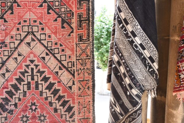 Vintage Rug: Authentic Moroccan Charm for Your Home 393 cm x 176 cm / 12.576ft x 5.632 ft - Image 7
