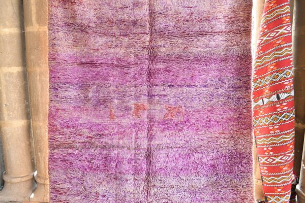 Vintage Moroccan Rug: Authentic Design and Timeless Appeal 322 cm x 186 cm / 10.304ft x 5.952 ft – Bild 3