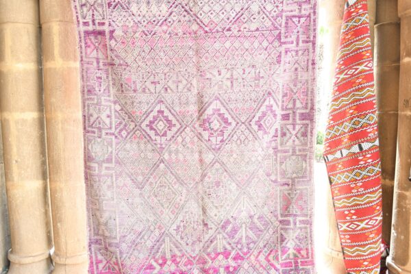 Authentic Berber Rug for an Enchanting Bohemian Abode 300 cm x 178 cm / 9.6ft x 5.696 ft — изображение 5