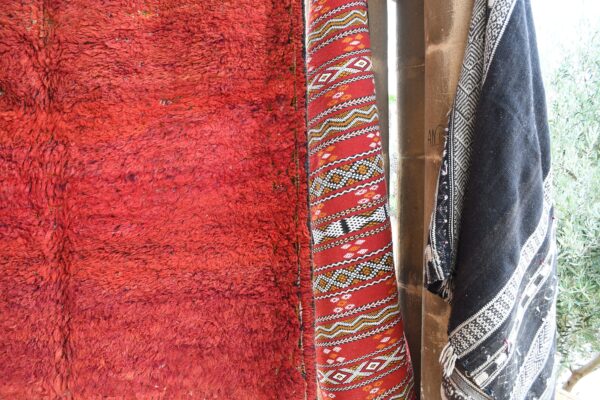 Vintage Moroccan rug: Authentic Moroccan Design 300 cm x 212 cm / 9.6ft x 6.784 ft – Bild 5