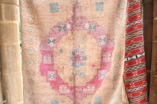 Vintage Rug: Authentic Moroccan Beauty for Your Home 272 cm x 194 cm / 8.704ft x 6.208 ft — изображение 5