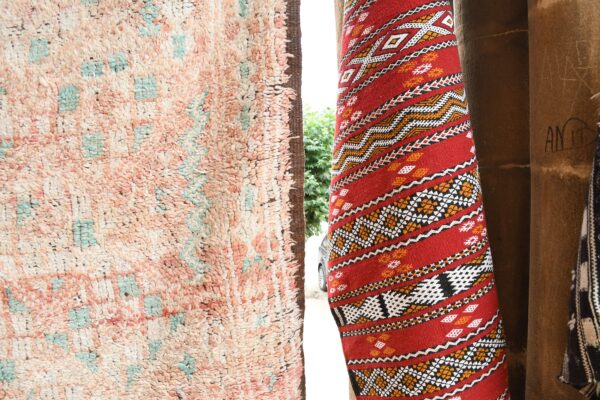 Unveiling the Enchanting Boujaad Rug: A Tapestry of Moroccan Heritage 203 cm x 162 cm / 6.496ft x 5.184 ft - 画像7