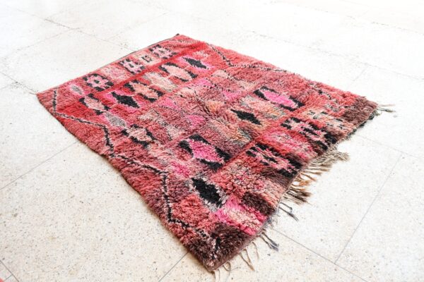 Vintage Moroccan Rug: Authentic Moroccan Design 177 cm x 140 cm / 5.664ft x 4.48 ft - Image 3