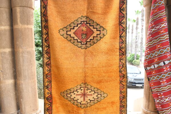 Berber Rug | Vintage Moroccan Rug | Handcrafted Boho Charm 296 cm x 145 cm / 9.472ft x 4.64 ft - Imagen 4