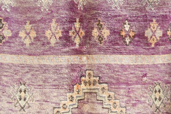 Vintage Rug: Embellish Your Home with Timeless Moroccan Charm 320 cm x 168 cm / 10.24ft x 5.376 ft – Image 7