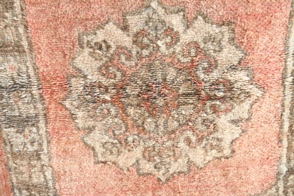 Moroccan Vintage Rug: Add Warmth and Style to Your Home 117 cm x 80 cm / 3.744ft x 2.56 ft — изображение 6