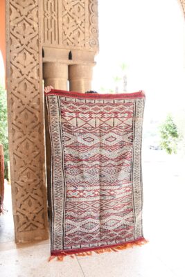 Discover the Enchanting Zemmour Kilim: A Moroccan Masterpiece 186 cm x 117 cm / 5.952ft x 3.744 ft — изображение 2