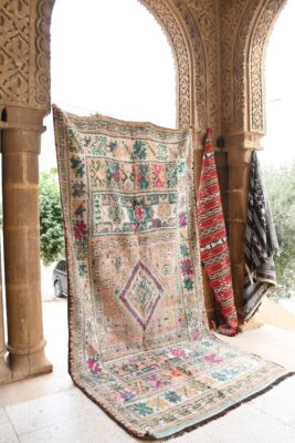 Vintage Rug: Moroccan Bohemian Chic, Handcrafted Decor 358 cm x 182 cm / 11.456ft x 5.824 ft - 画像2