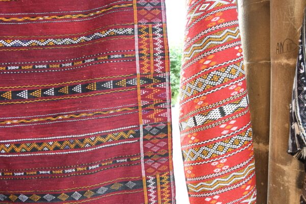 Zemmour Kilim: An Authentic Moroccan Masterpiece for Your Home 297 cm x 195 cm / 9.504ft x 6.24 ft - Imagen 5