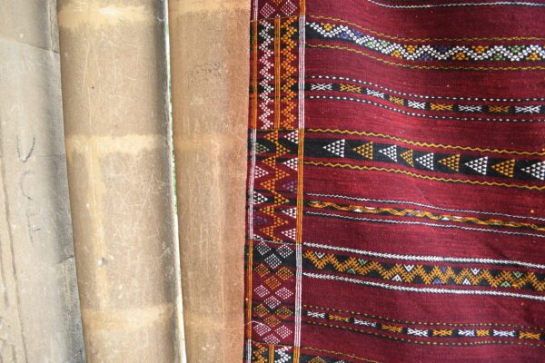 Zemmour Kilim: An Authentic Moroccan Masterpiece for Your Home 297 cm x 195 cm / 9.504ft x 6.24 ft - Imagen 6