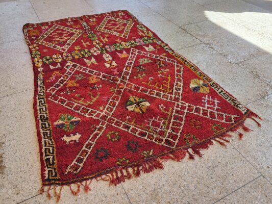 Boujaad Rug: Vintage Moroccan Charm for Your Home 248 cm x 151 cm / 7.936ft x 4.832 ft - Imagen 3