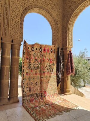Berber Rug: Premium Moroccan Design for Warmth and Style 372 cm x 187 cm / 11.904ft x 5.984 ft - 画像2