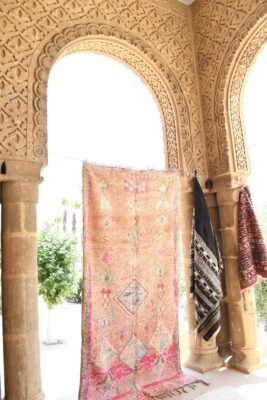 Handcrafted Moroccan Rug: Vintage Berber Design for Global Style 288 cm x 141 cm / 9.216ft x 4.512 ft - Imagen 2