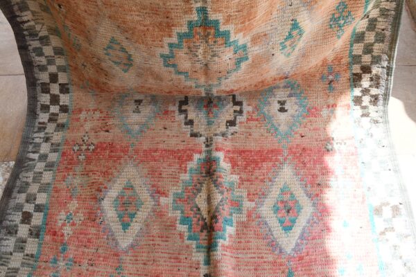 Moroccan Rug: Handcrafted Vintage Moroccan Design 394 cm x 130 cm / 12.608ft x 4.16 ft — изображение 7