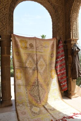 Exceptional Berber Rug: Vintage Moroccan Touch for Your Home 360 cm x 183 cm / 11.52ft x 5.856 ft - Image 2