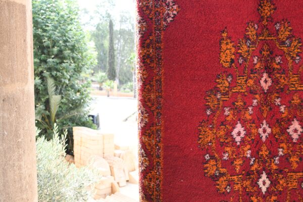 Moroccan Rug Vintage: Authentic Moroccan Design, Berber Chic 213 cm x 118 cm / 6.816ft x 3.776 ft - 画像5