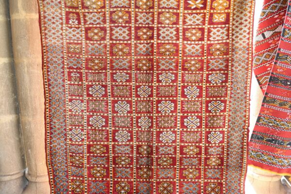Zemmour Rug: Handcrafted Moroccan Beauty for Your Home 361 cm x 180 cm / 11.552ft x 5.76 ft - Imagen 4