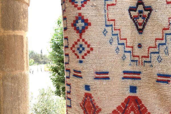 BOUCHEROUITE Rug: Handcrafted Moroccan Vintage Masterpiece 346 cm x 130 cm / 11.072ft x 4.16 ft – Image 5