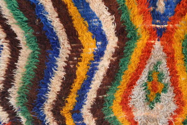 boucherouite: Handcrafted Moroccan Rug for Warmth and Style 219 cm x 150 cm / 7.008ft x 4.8 ft – Image 4