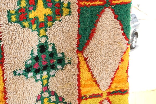 Moroccan Luxe: Handcrafted Vintage Moroccan Rug 269 cm x 105 cm / 8.608ft x 3.36 ft – Image 7