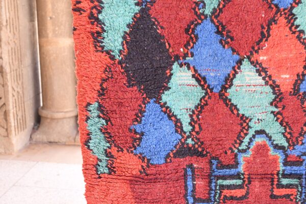 Boucherouite Rug: Handcrafted Moroccan Magic for Your Home 200 cm x 92 cm / 6.4ft x 2.944 ft — изображение 6