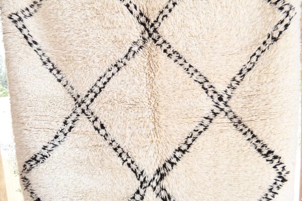 Genuine Beni Ourain: Handcrafted Moroccan Masterpiece 240 cm x 157 cm / 7.68ft x 5.024 ft – Image 5