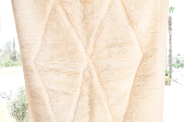 Beni Ourain Marmoucha: Handcrafted Moroccan Design 228 cm x 135 cm / 7.296ft x 4.32 ft - Image 5