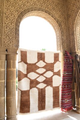Modern Moroccan Rug: A Touch of Authenticity and Style 240 cm x 185 cm / 7.68ft x 5.92 ft – Image 2