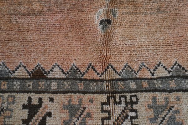 Berber Rug: Authentic Moroccan Beauty for Your Home 292 cm x 156 cm / 9.344ft x 4.992 ft - Imagen 7