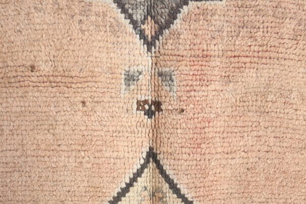 Berber Rug: Authentic Moroccan Beauty for Your Home 292 cm x 156 cm / 9.344ft x 4.992 ft - Imagen 6