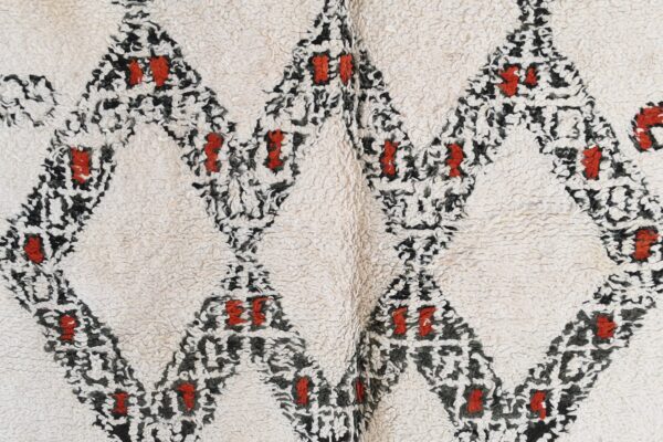 Vintage Moroccan Rug: Authentic Charm for Your Home 253 cm x 162 cm / 8.096ft x 5.184 ft - 画像7