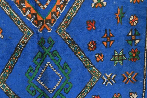 Vintage Rug: Authentic Handcrafted Moroccan Charm 294 cm x 140 cm / 9.408ft x 4.48 ft – Image 4