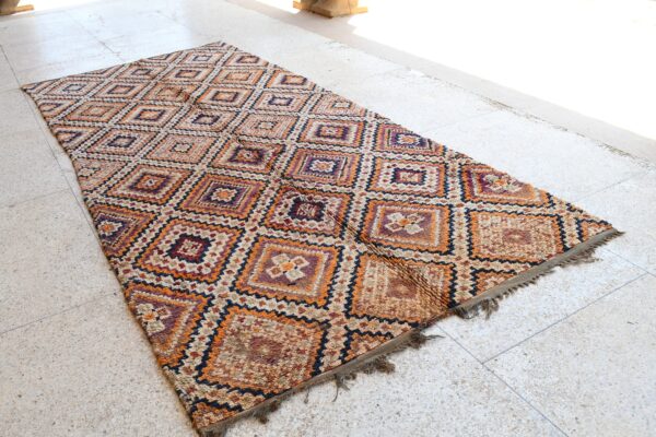 Moroccan Rug: Vintage Charm for Your Home 385 cm x 168 cm / 12.32ft x 5.376 ft - Imagen 3