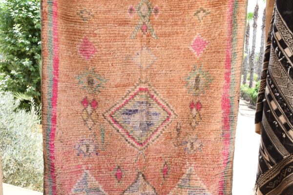 Handcrafted Moroccan Rug: Vintage Berber Design for Global Style 288 cm x 141 cm / 9.216ft x 4.512 ft - Imagen 4