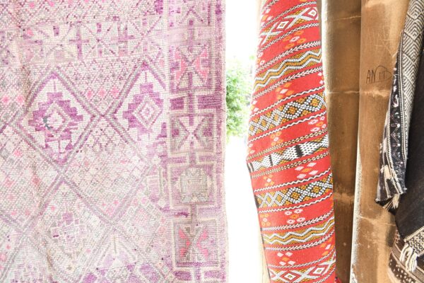 Authentic Berber Rug for an Enchanting Bohemian Abode 300 cm x 178 cm / 9.6ft x 5.696 ft — изображение 7