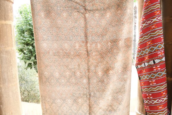 Boujaad Rug: Authentic Moroccan Artisanship for Your Home 250 cm x 156 cm / 8ft x 4.992 ft — изображение 4