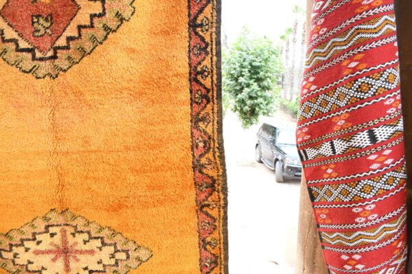 Berber Rug | Vintage Moroccan Rug | Handcrafted Boho Charm 296 cm x 145 cm / 9.472ft x 4.64 ft - Imagen 6