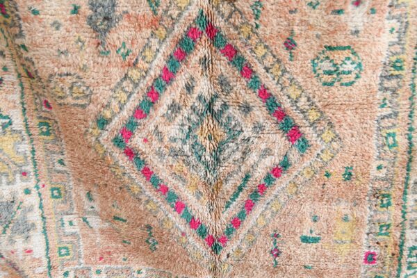 Vintage Rug: Moroccan Bohemian Chic, Handcrafted Decor 358 cm x 182 cm / 11.456ft x 5.824 ft - 画像4