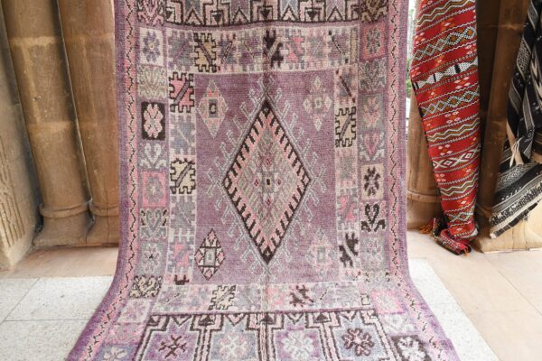 Berber Rug: Authentic Moroccan Charm for Your Home 388 cm x 180 cm / 12.416ft x 5.76 ft — изображение 4