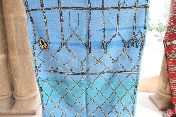 Vintage Moroccan Rug: Authentic Charm for Your Home 207 cm x 112 cm / 6.624ft x 3.584 ft - 画像4