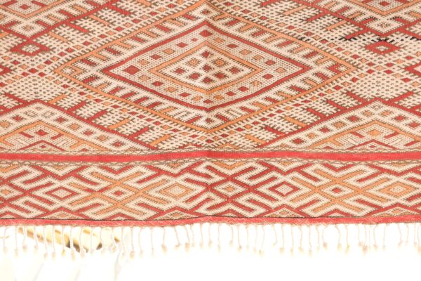 Berber Rug: Vintage Moroccan Beauty 183 cm x 120 cm / 5.856ft x 3.84 ft - 画像3