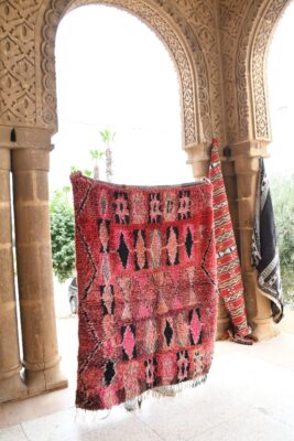 Vintage Moroccan Rug: Authentic Moroccan Design 177 cm x 140 cm / 5.664ft x 4.48 ft - Image 2