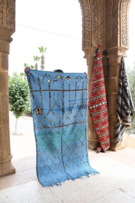 Vintage Moroccan Rug: Authentic Charm for Your Home 207 cm x 112 cm / 6.624ft x 3.584 ft - 画像2