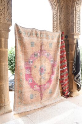 Vintage Rug: Authentic Moroccan Beauty for Your Home 272 cm x 194 cm / 8.704ft x 6.208 ft — изображение 2